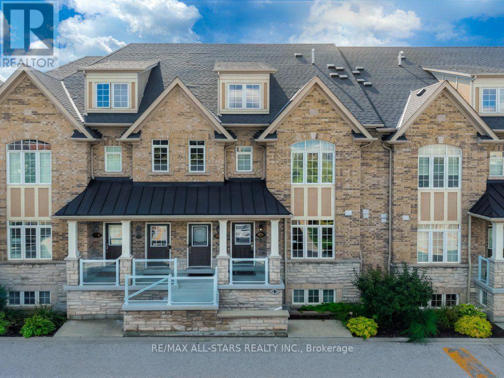 46 Lovegrove Unit 13