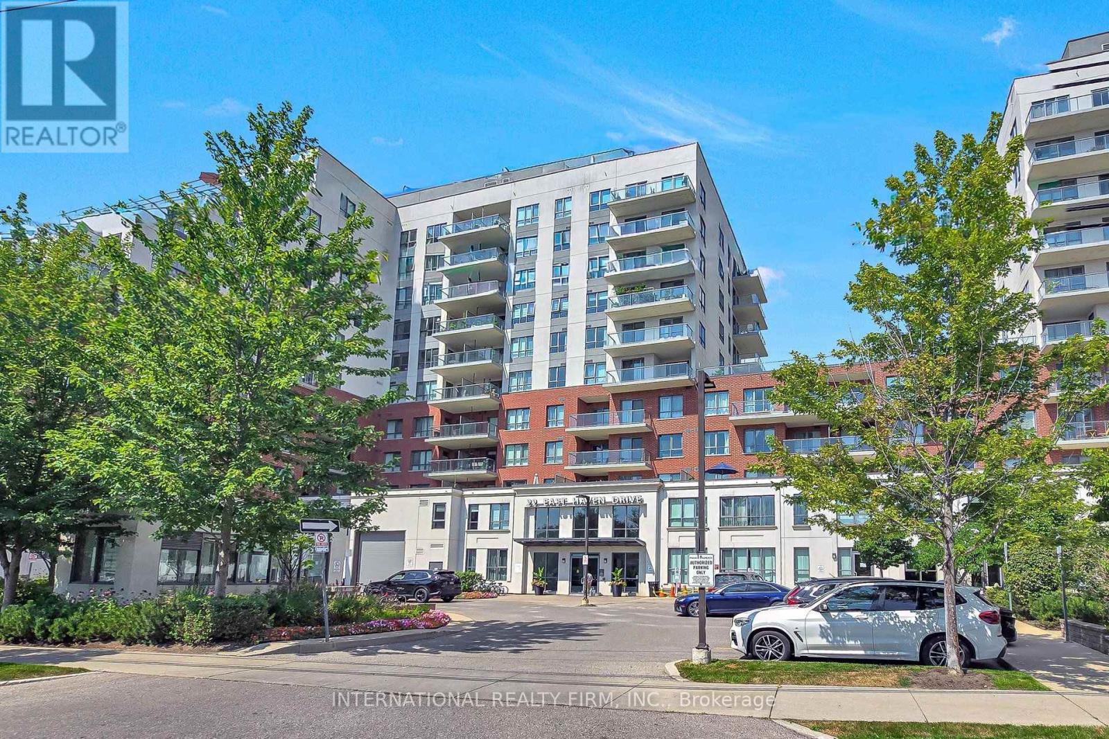 22 East Haven Unit 812