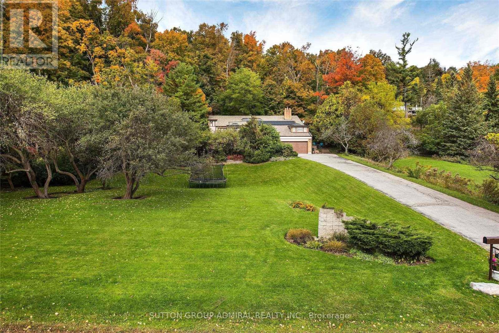 37 Meadowcliffe photo 2