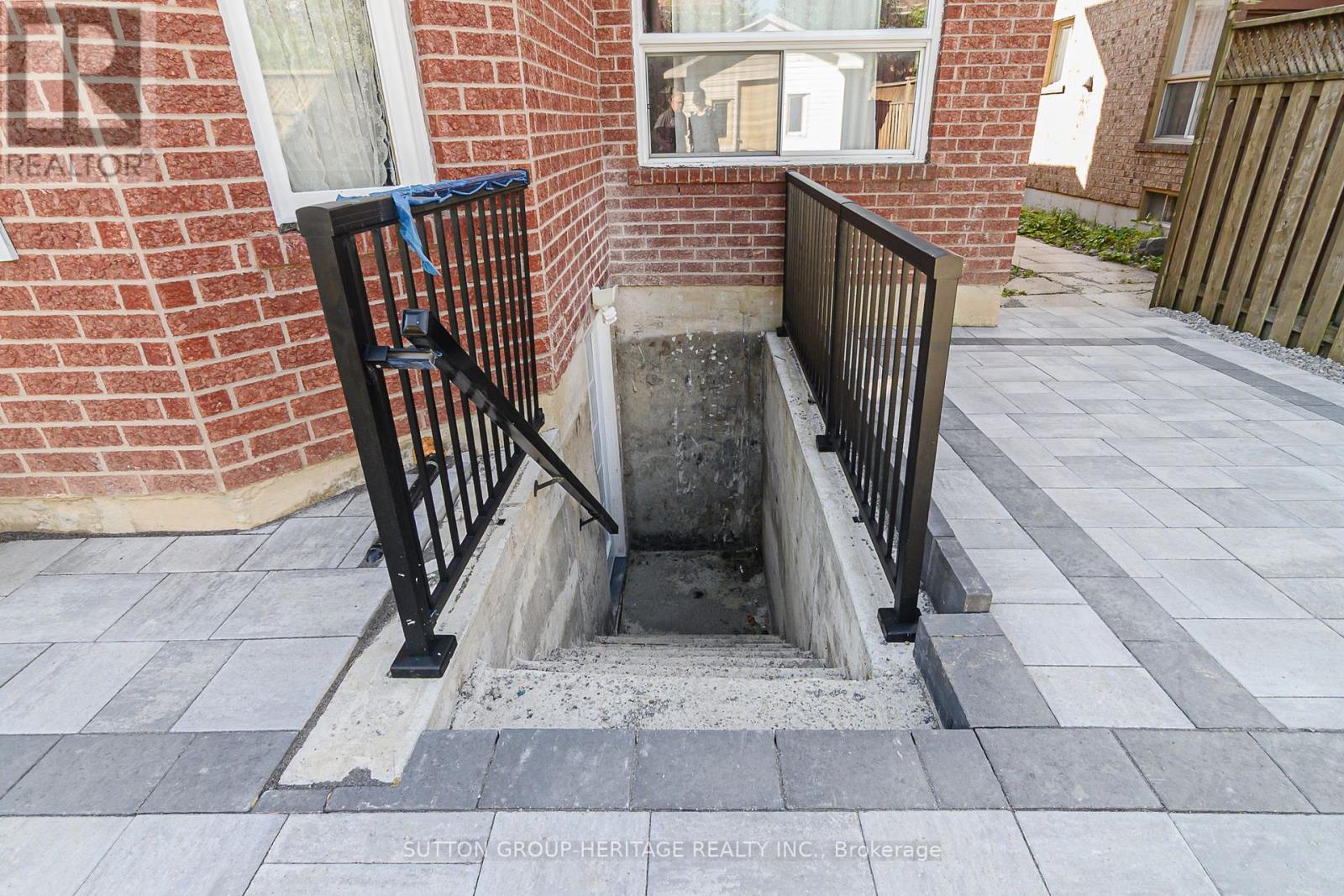 125 Harkness Unit BSMT photo 5