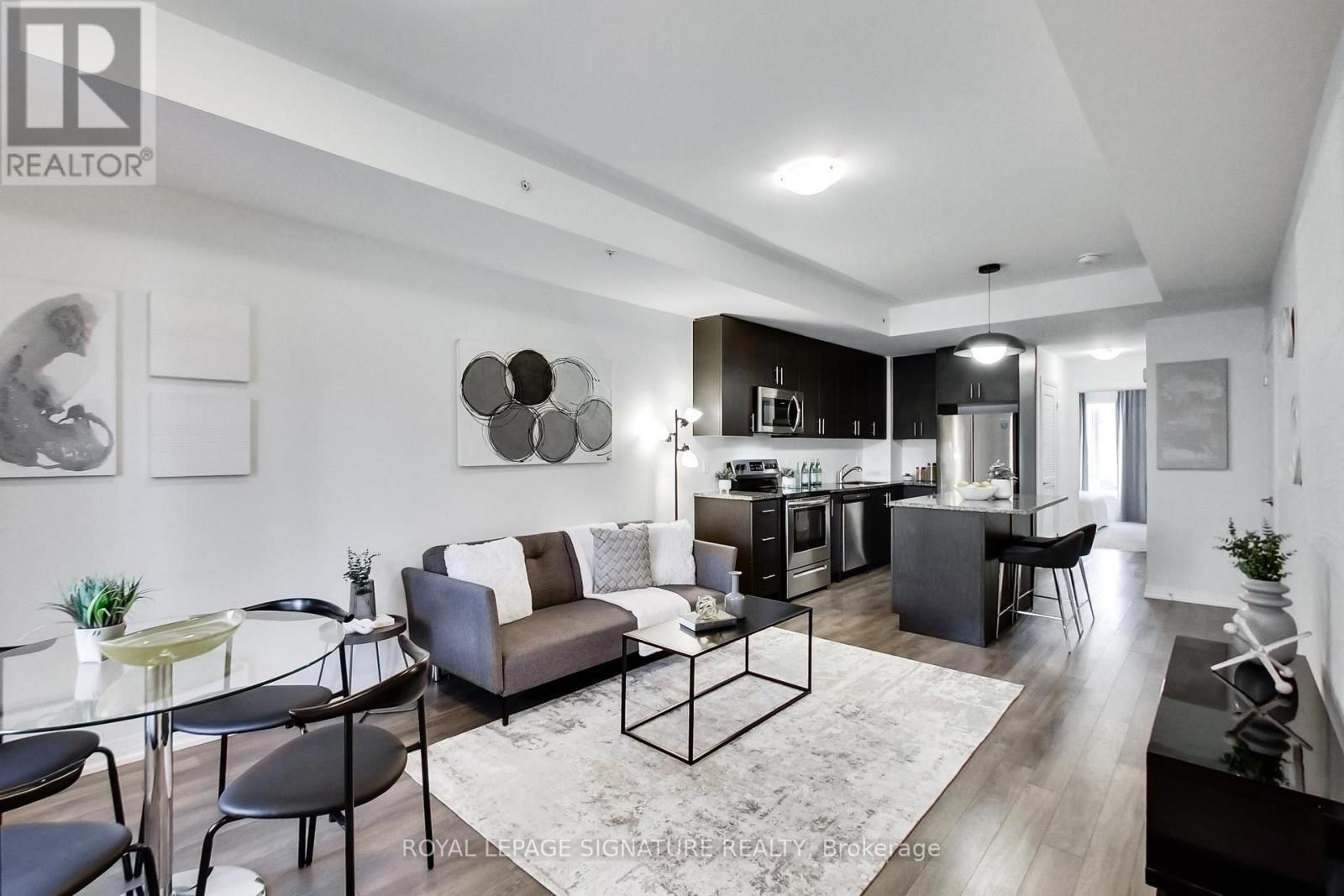 2635 William Jackson Unit 113