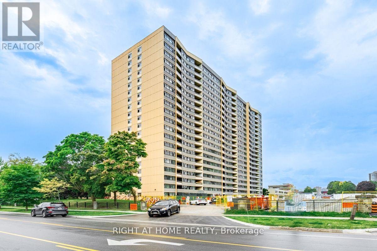 2050 Bridletowne Unit 1704