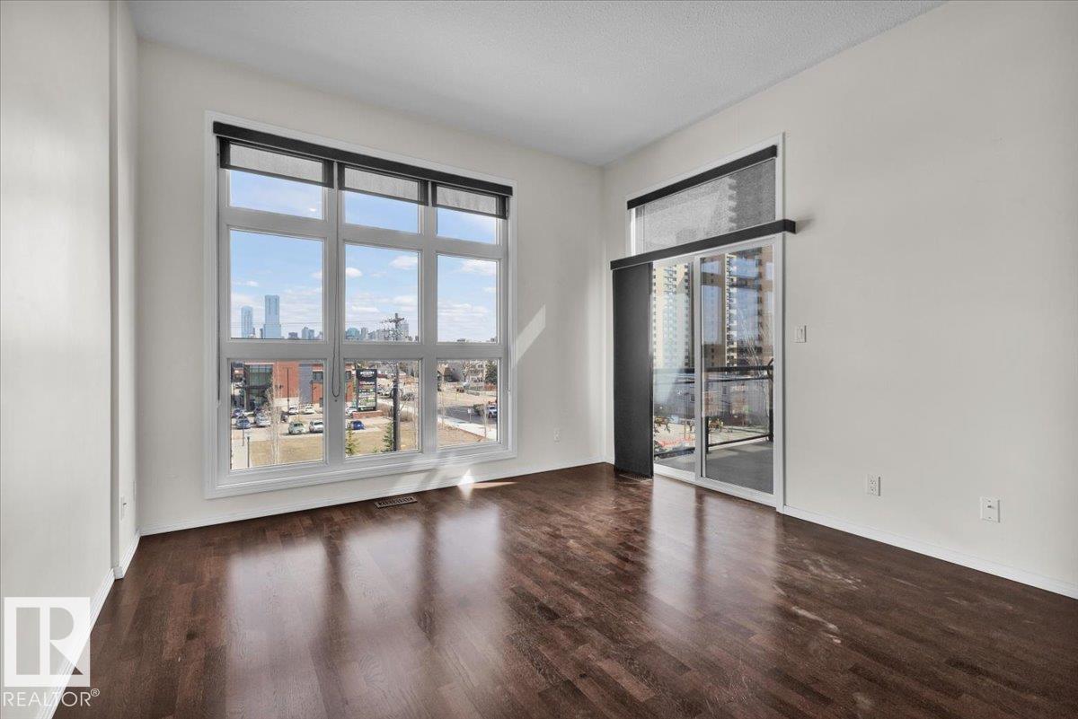 #453 10403 122 ST NW