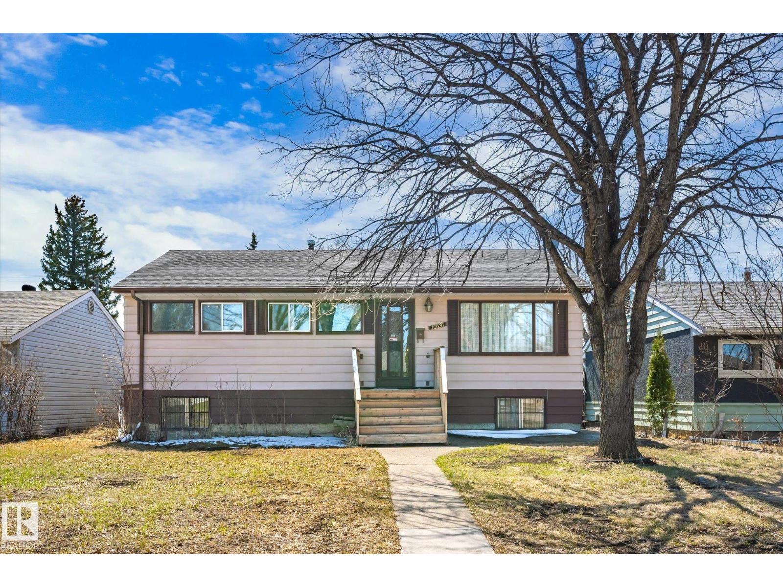 10531 128 AV NW photo 2