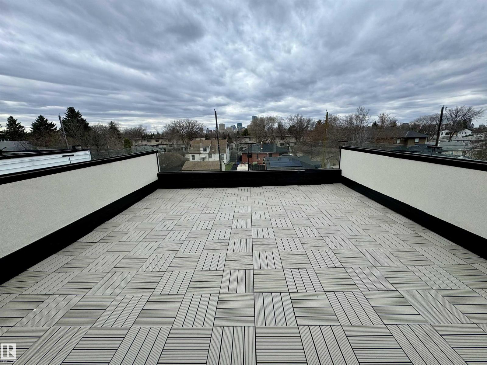 9624 86 ST NW photo 2