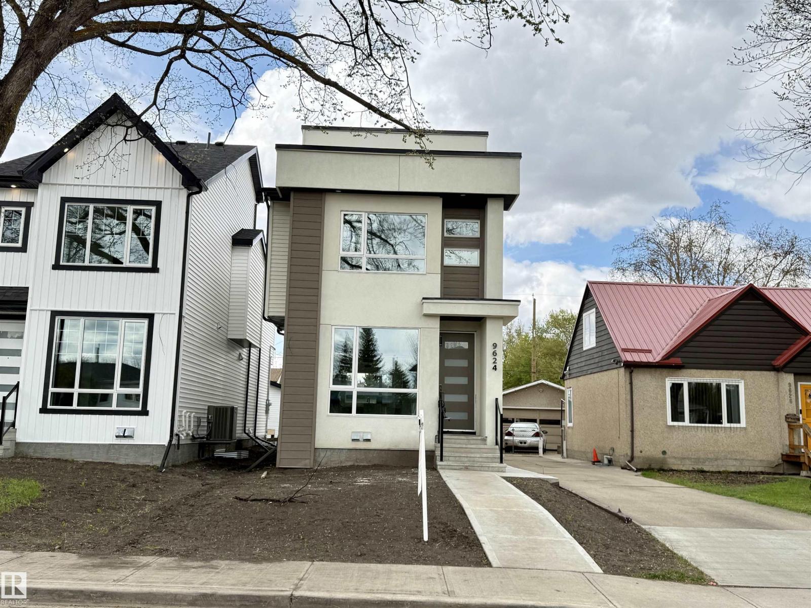 9624 86 ST NW photo 3