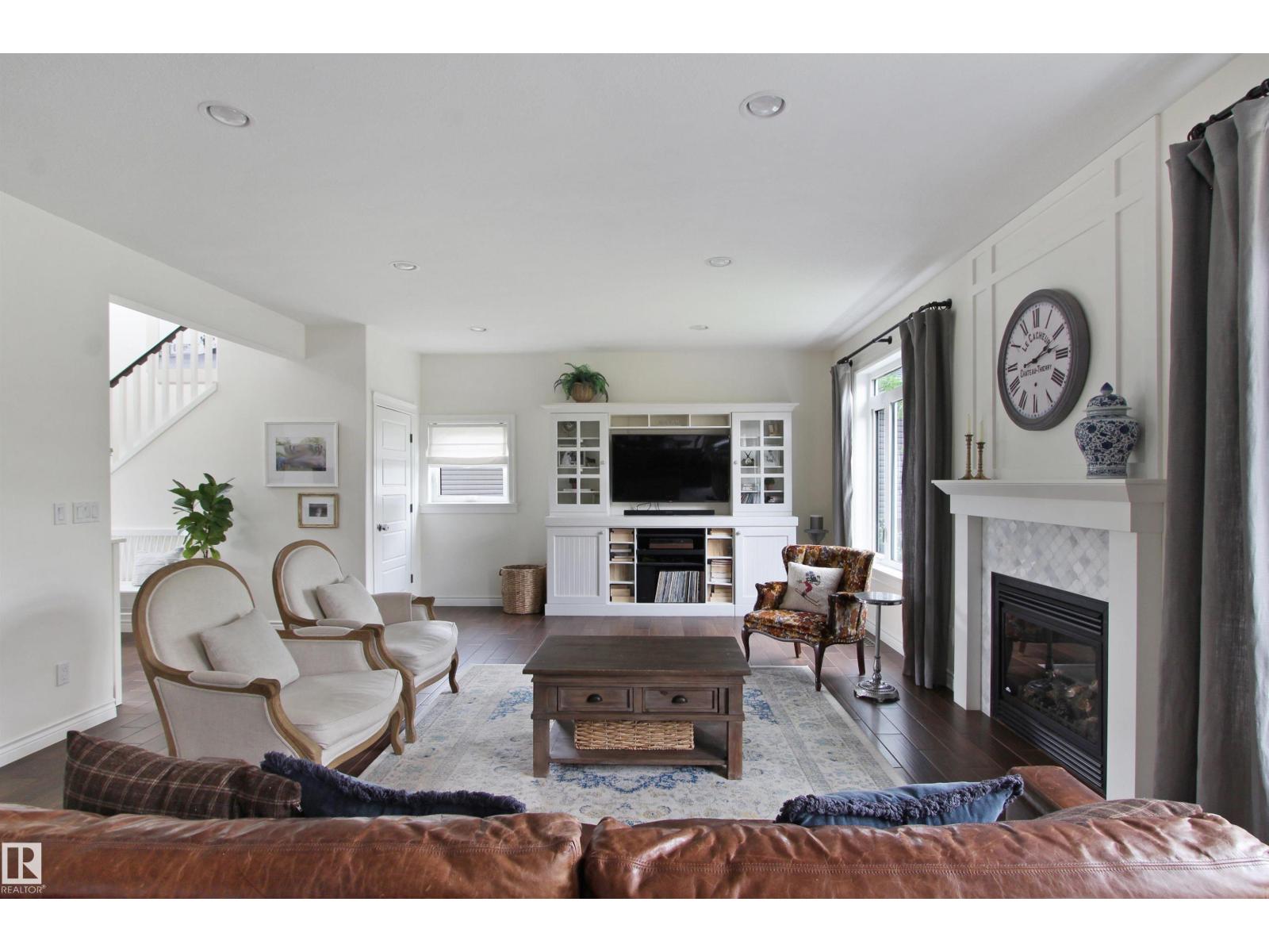34 Falcon RD