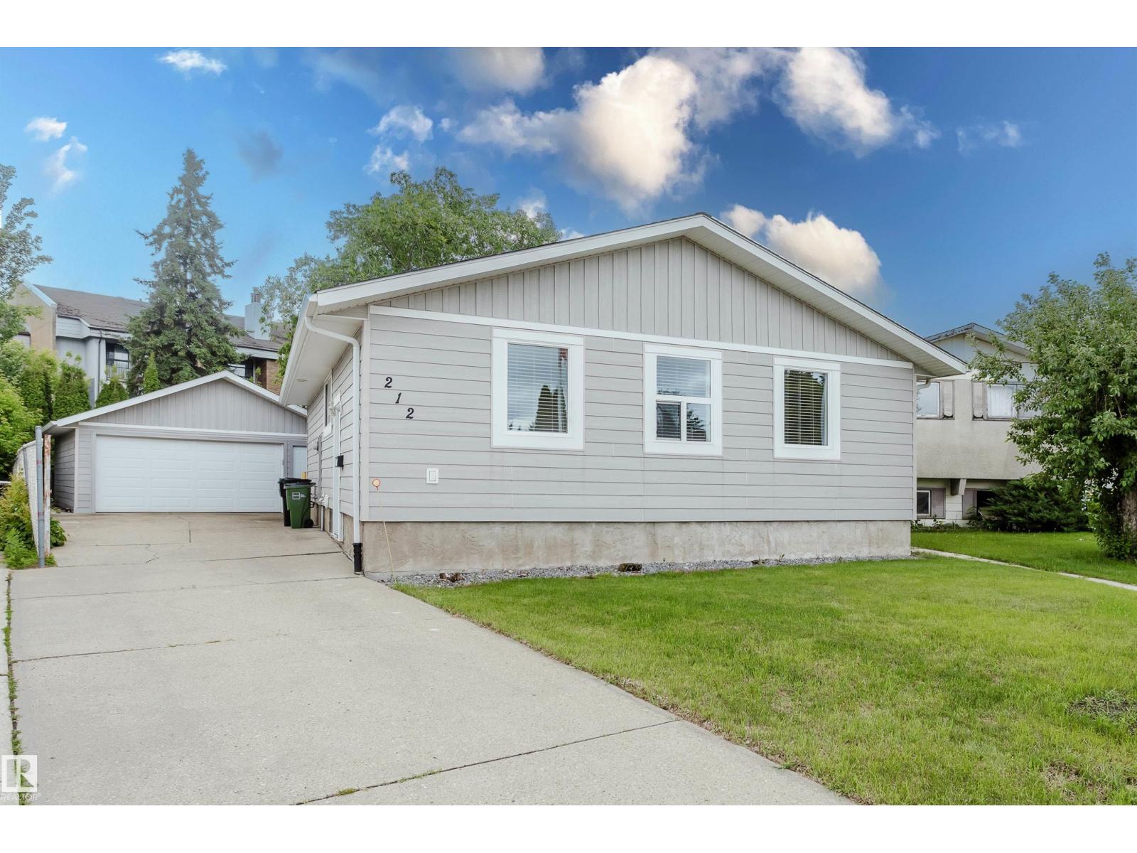 212 Homestead CR NW