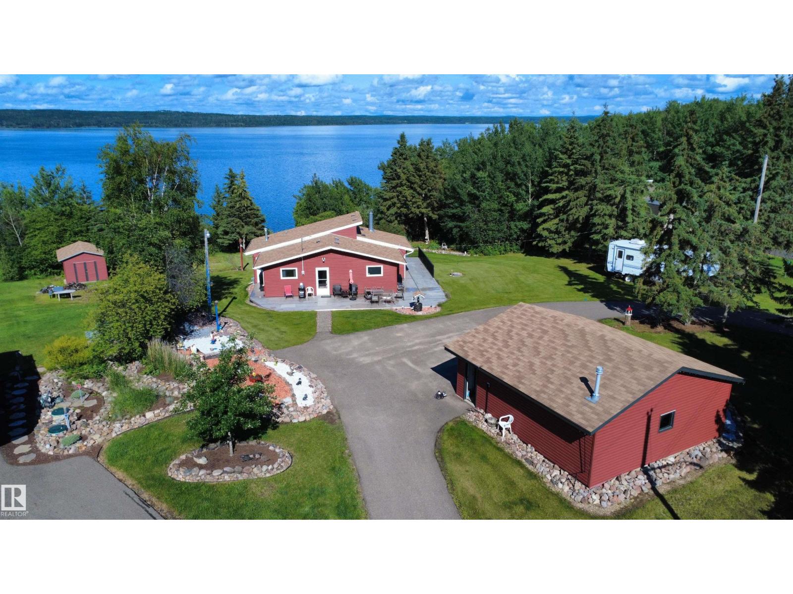 618 Churchill Park Road