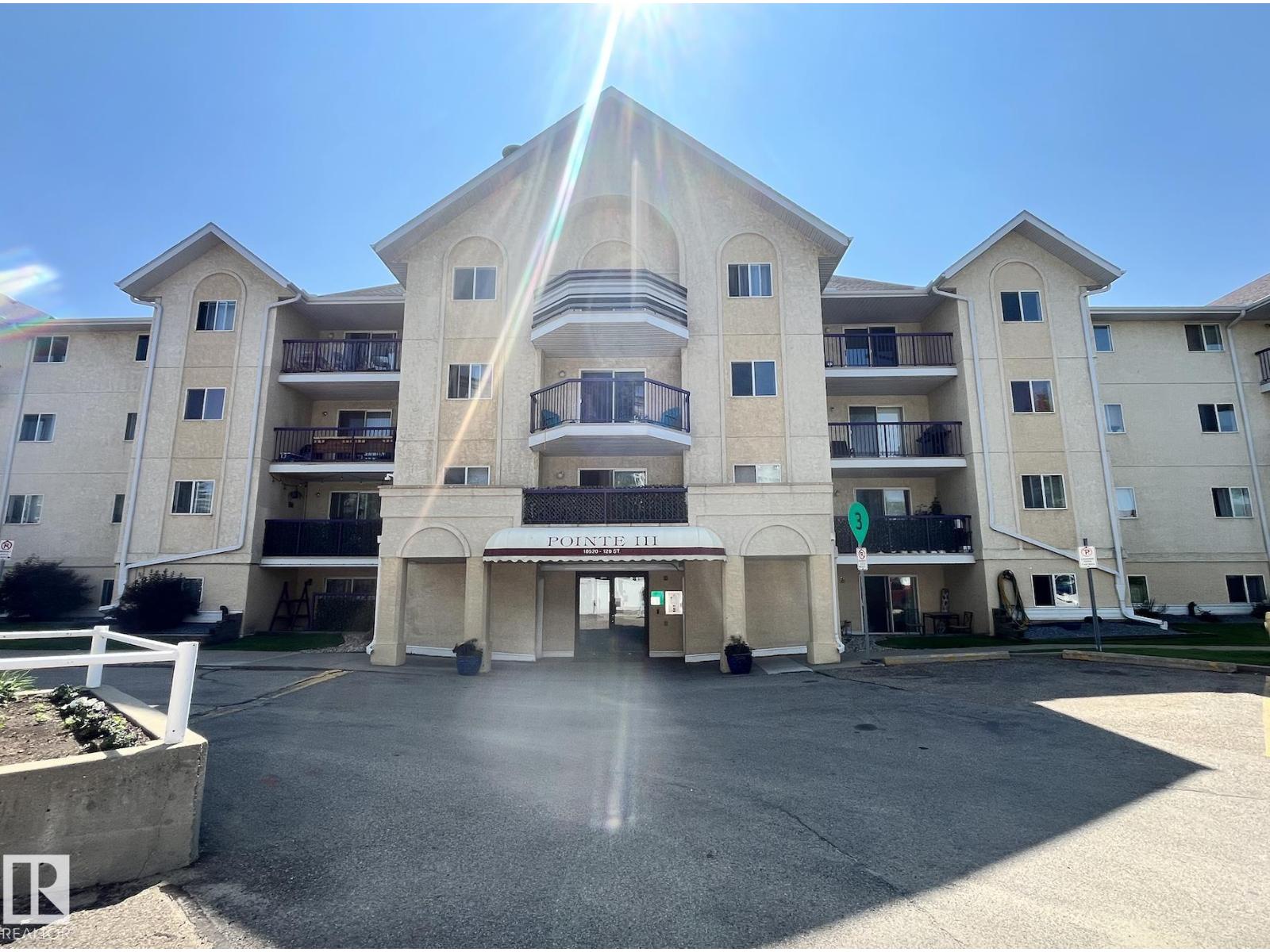 #458 10520 120 ST NW