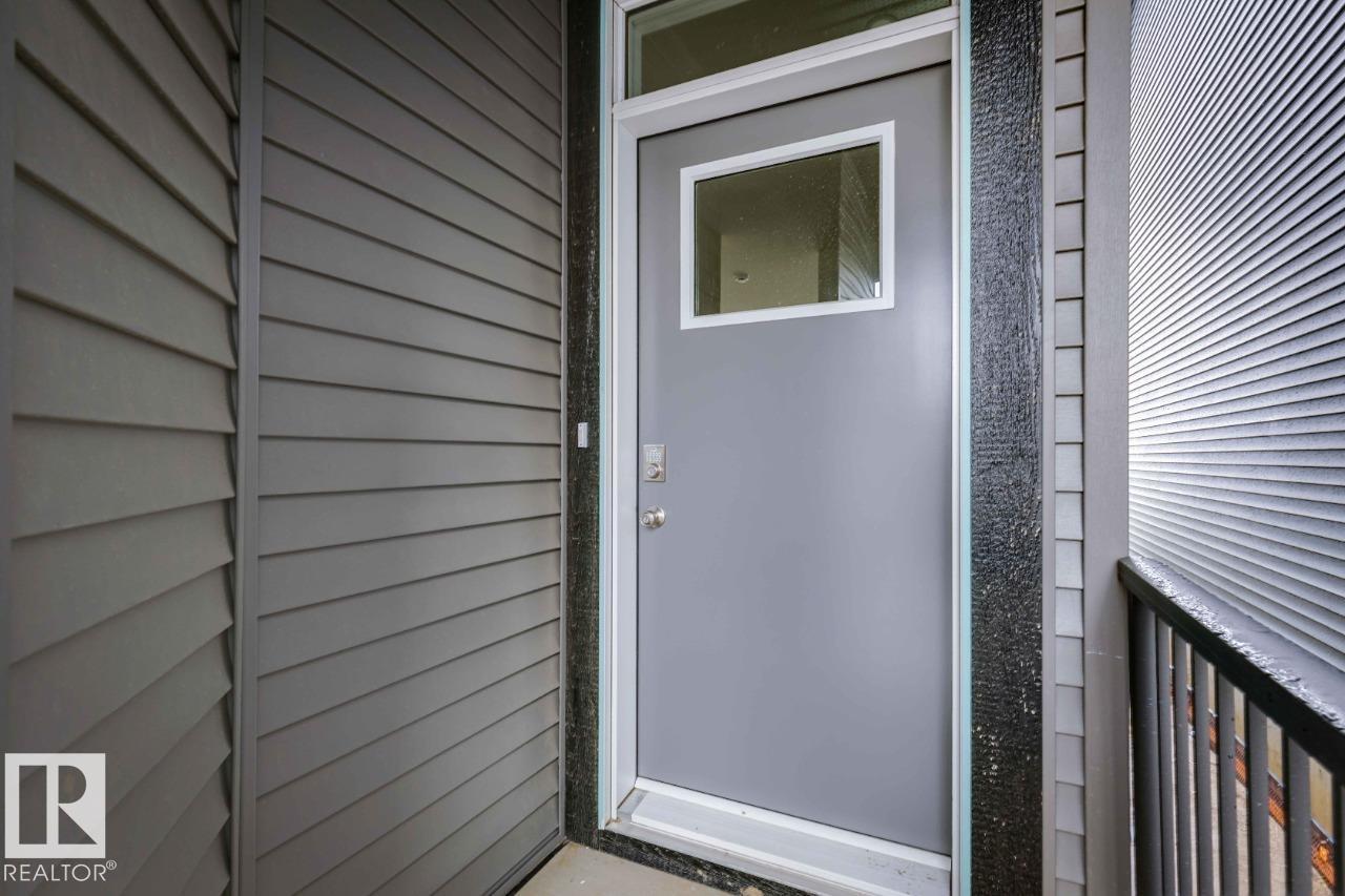 22526 83A AV NW photo 3