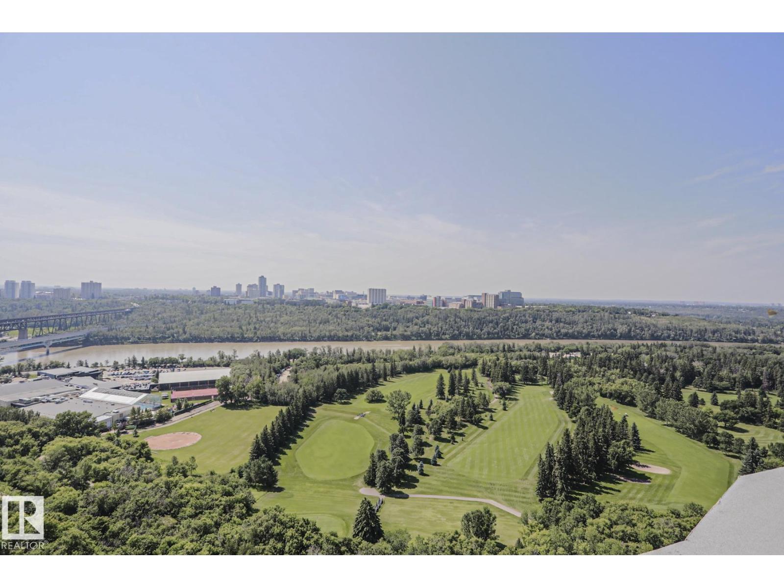 #1104 9835 113 ST NW
