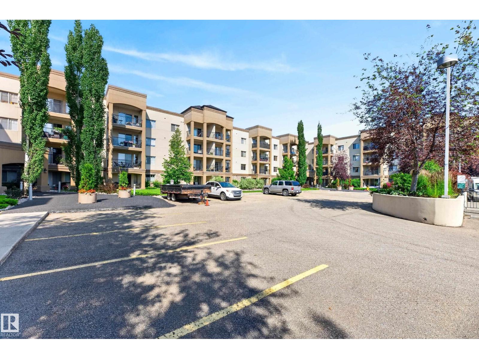 #425 400 PALISADES WY
