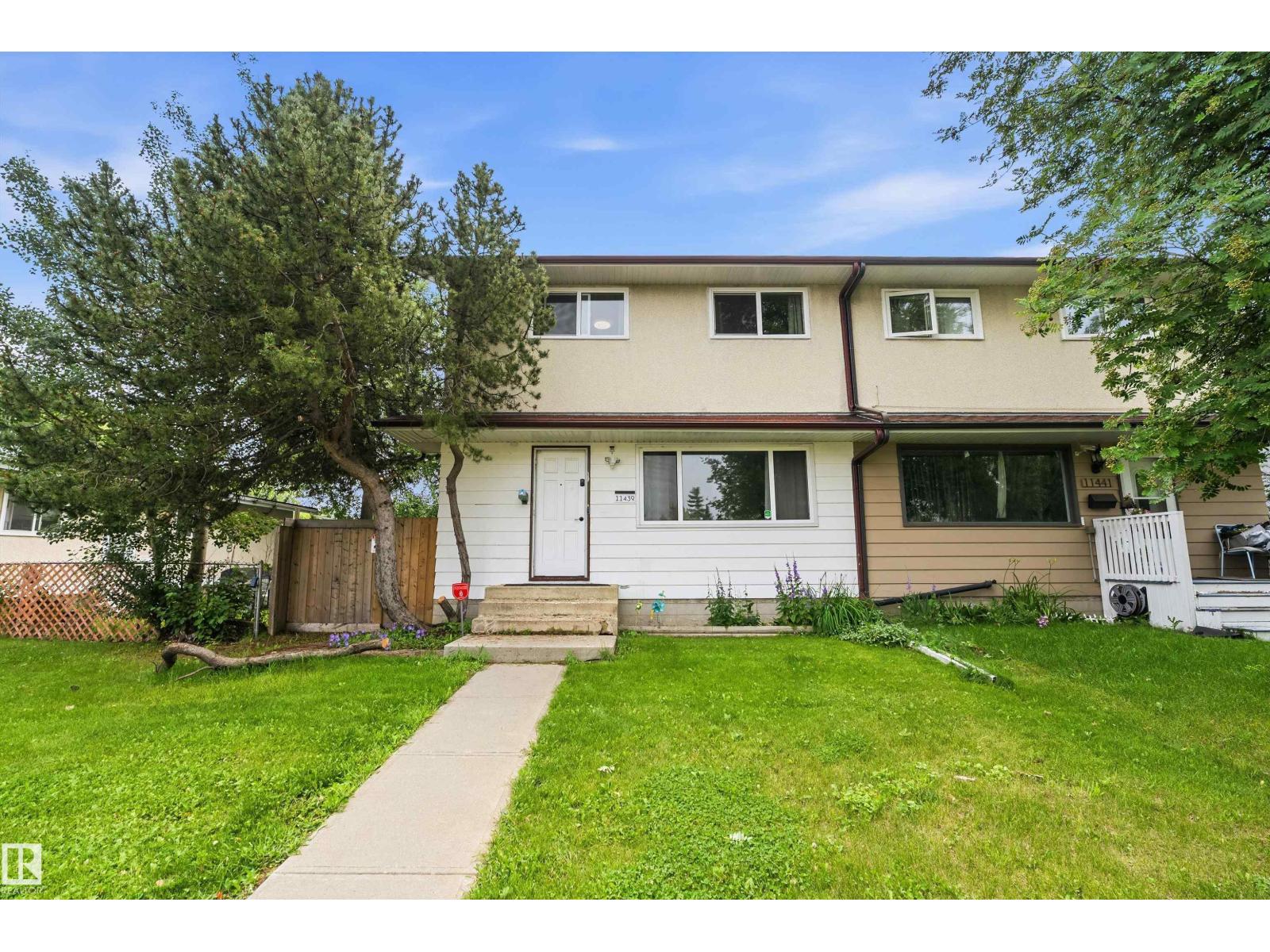 11439 39 AV NW
