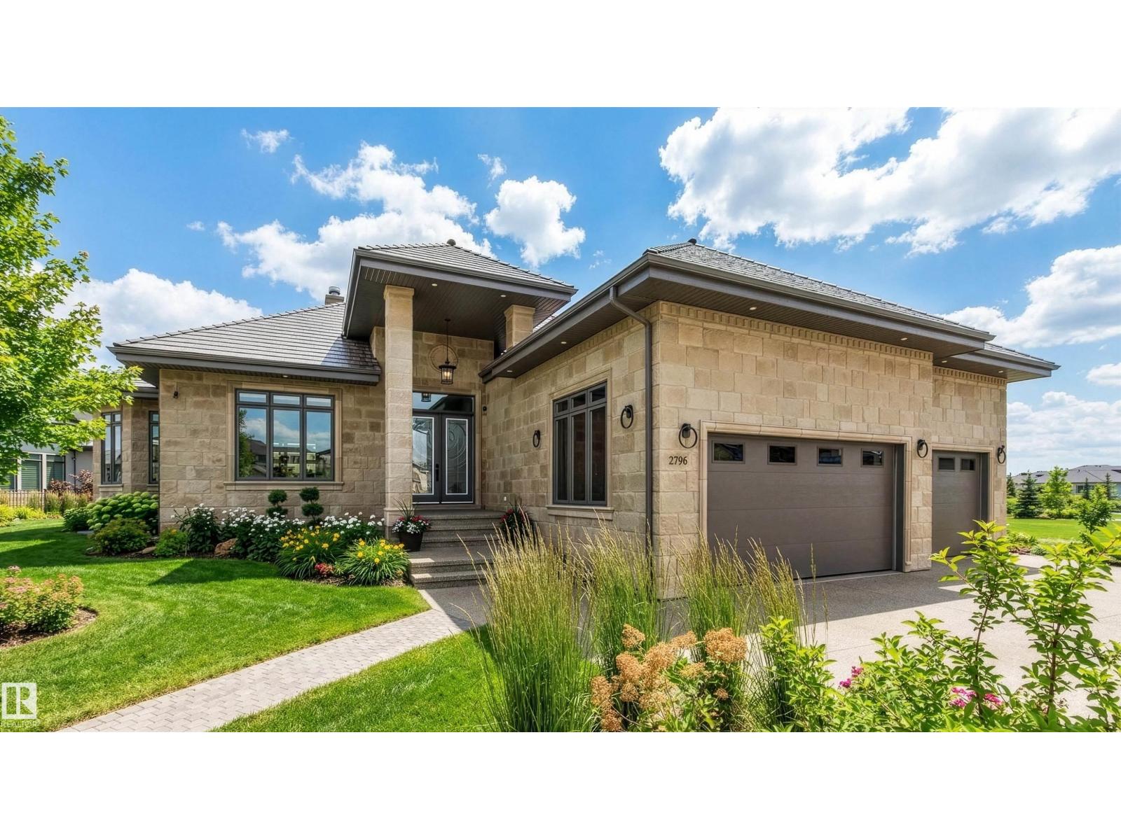 2796 WHEATON DR NW