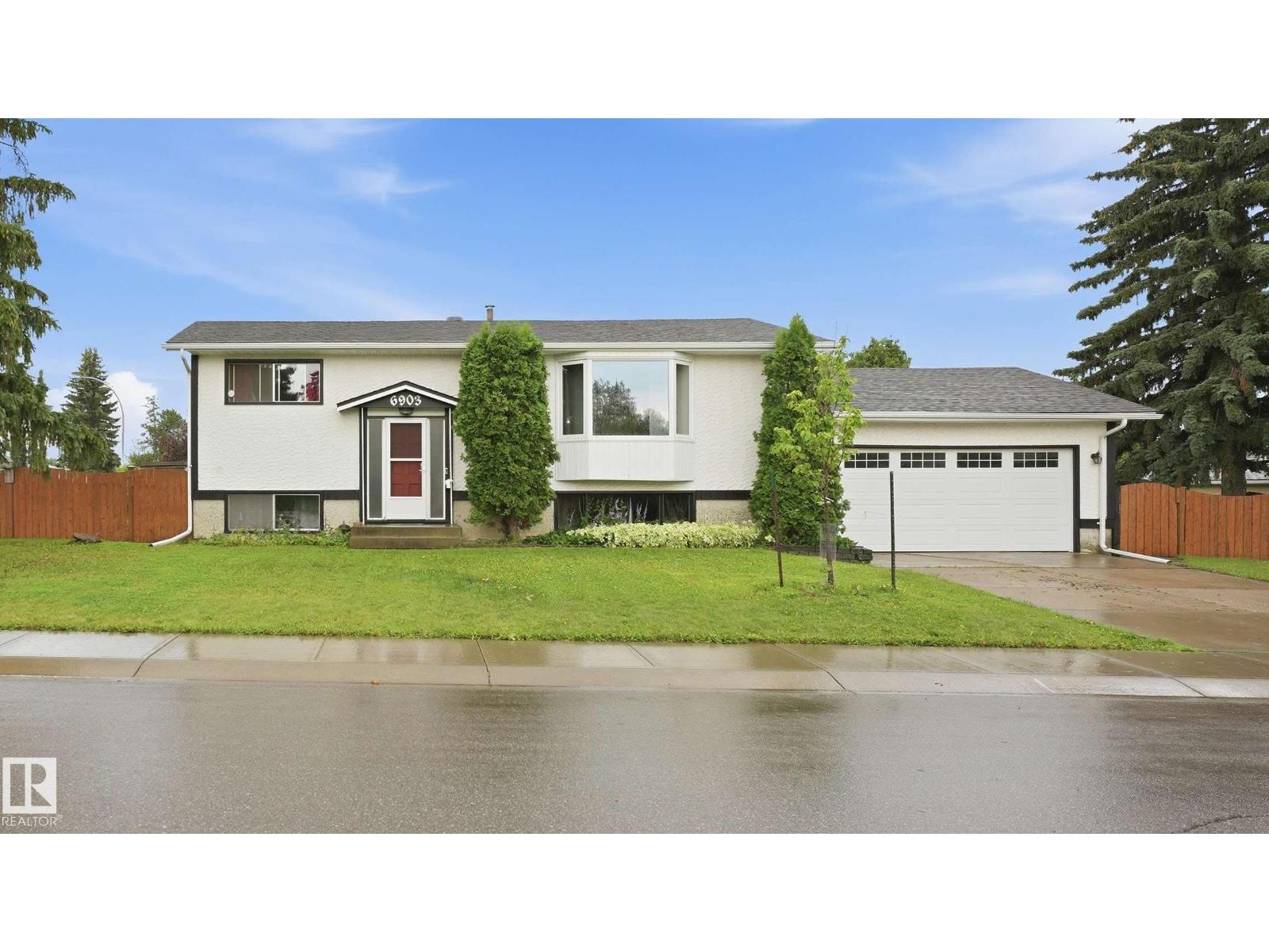 6903 151 AV NW
