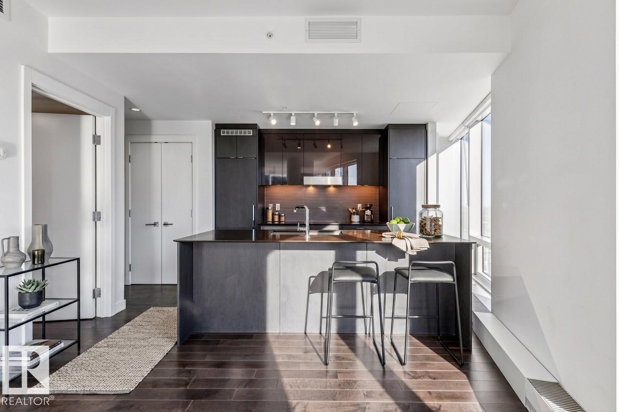 #3108 10360 102 ST NW