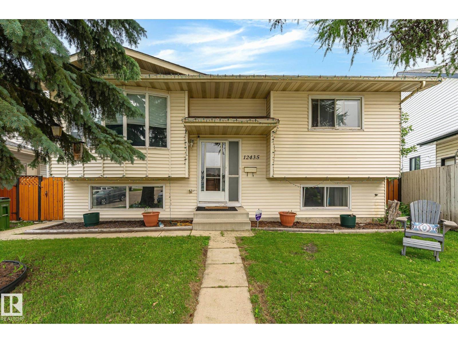 12435 46 ST NW photo 2