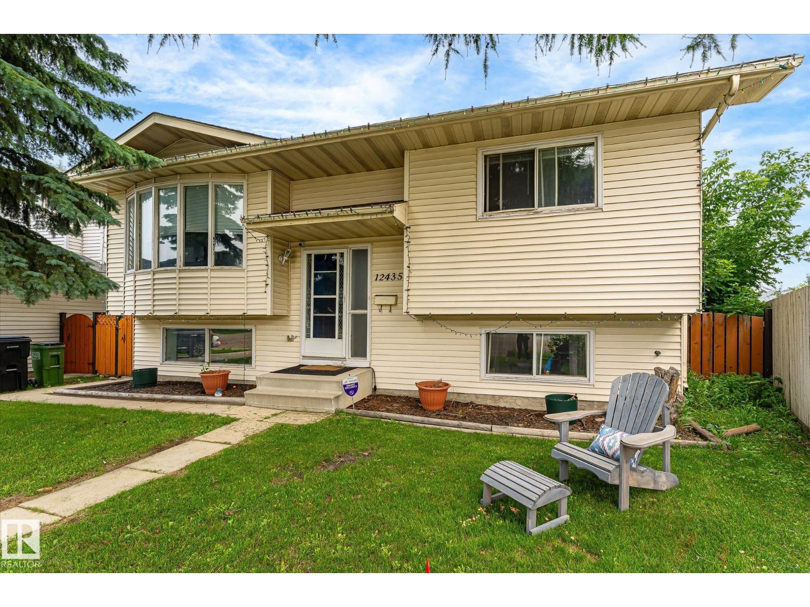 12435 46 ST NW photo 3