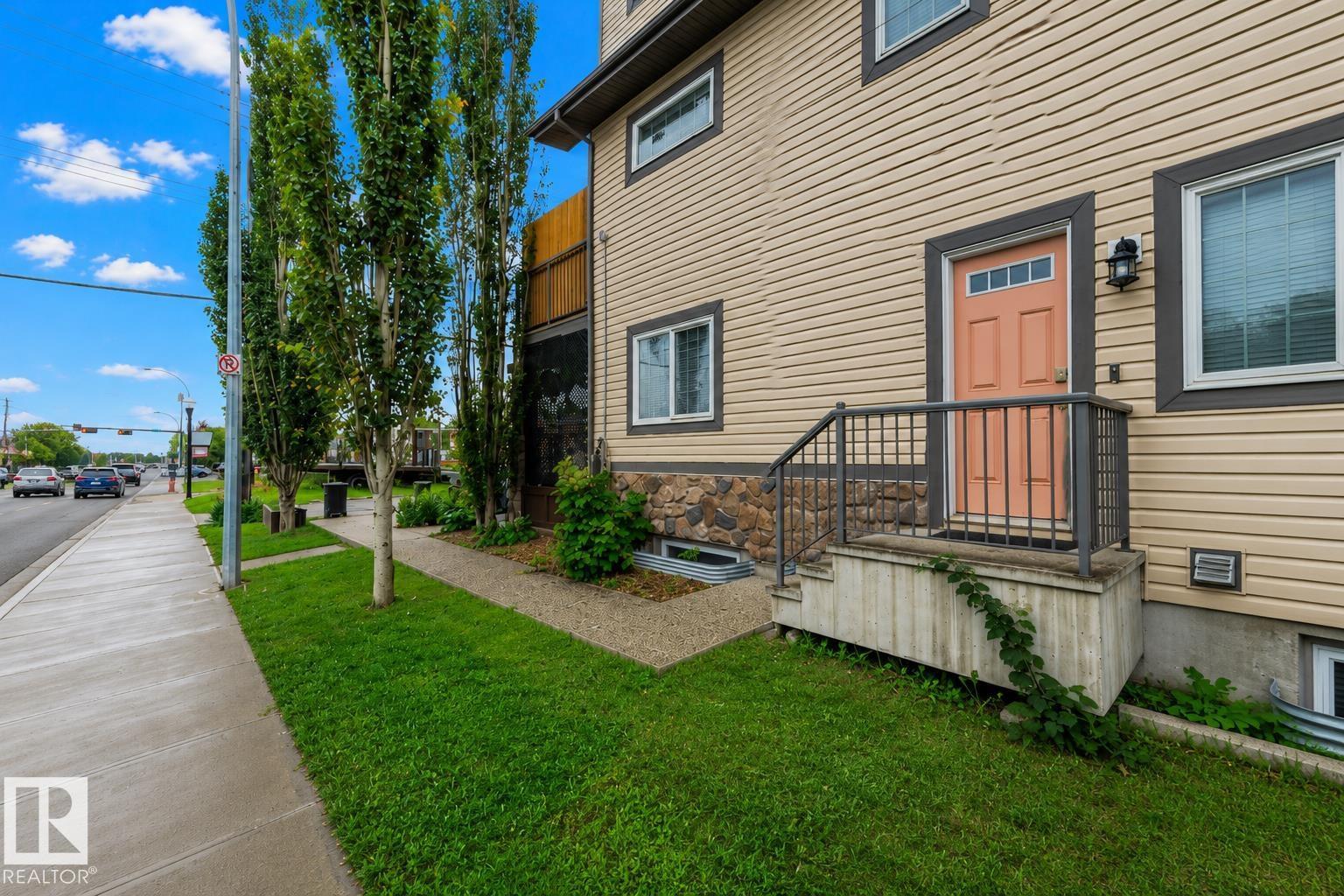 12425 111 AV NW photo 2