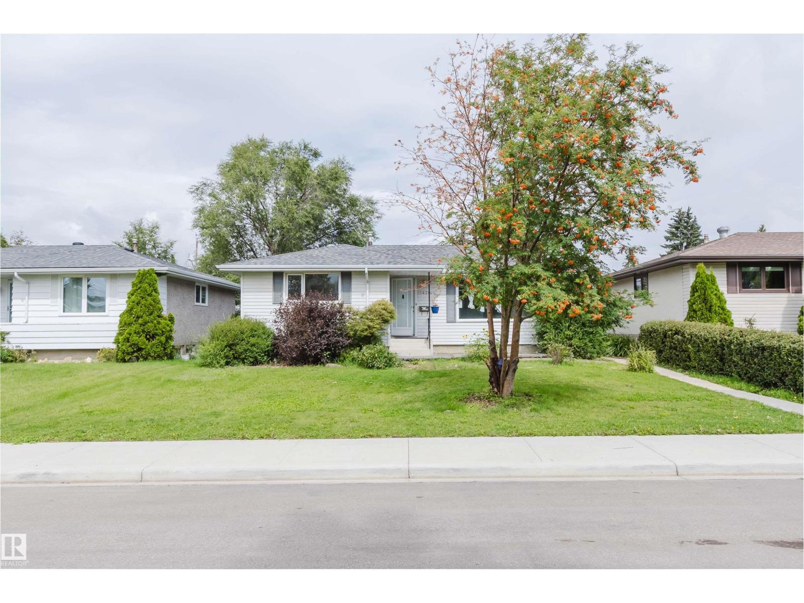 11420 46 AV NW