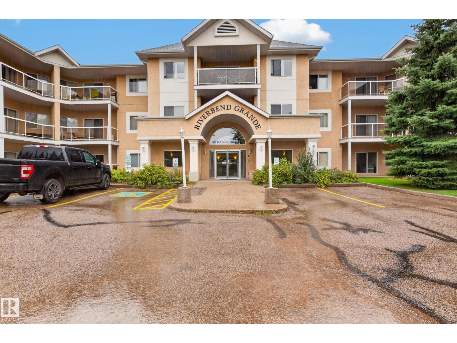 #101 911 RABBIT HILL RD NW