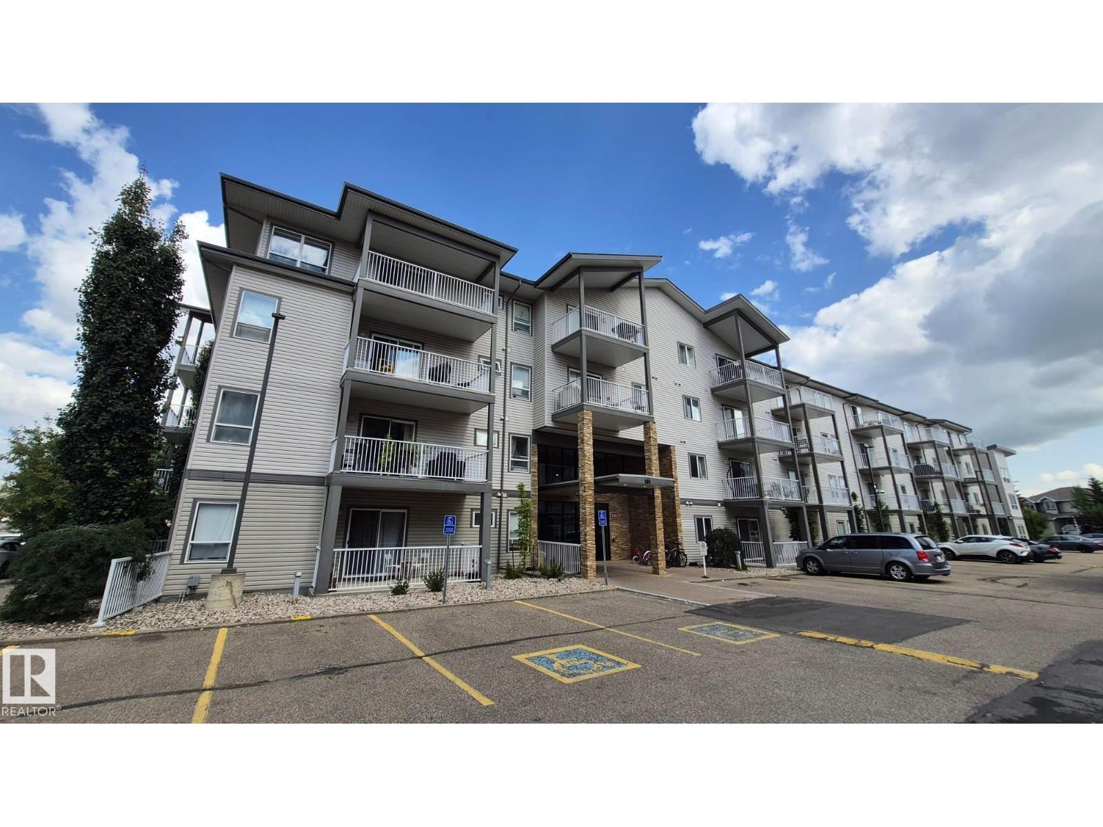 #422 151 EDWARDS DR SW