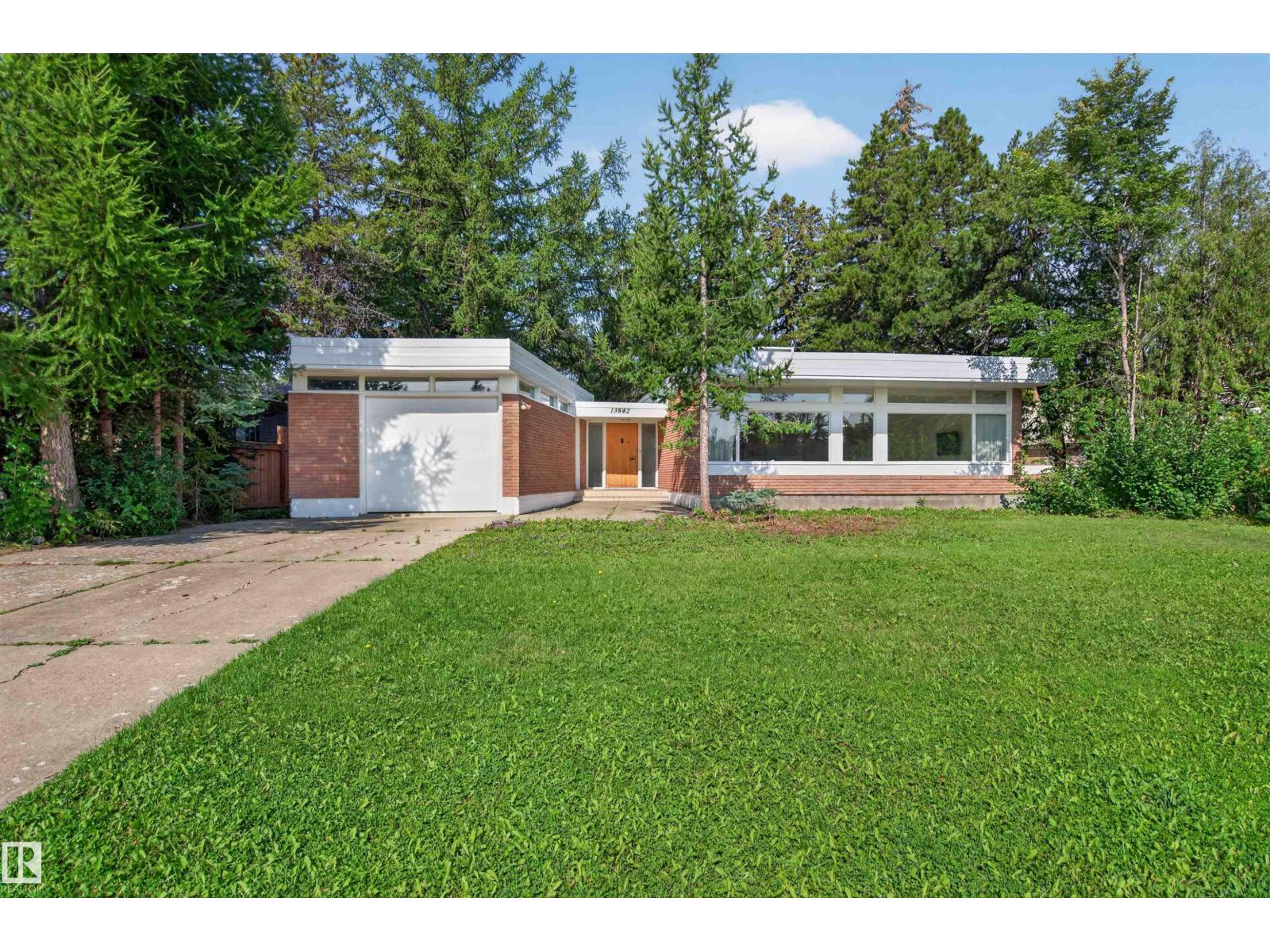 13842 RAVINE DR NW