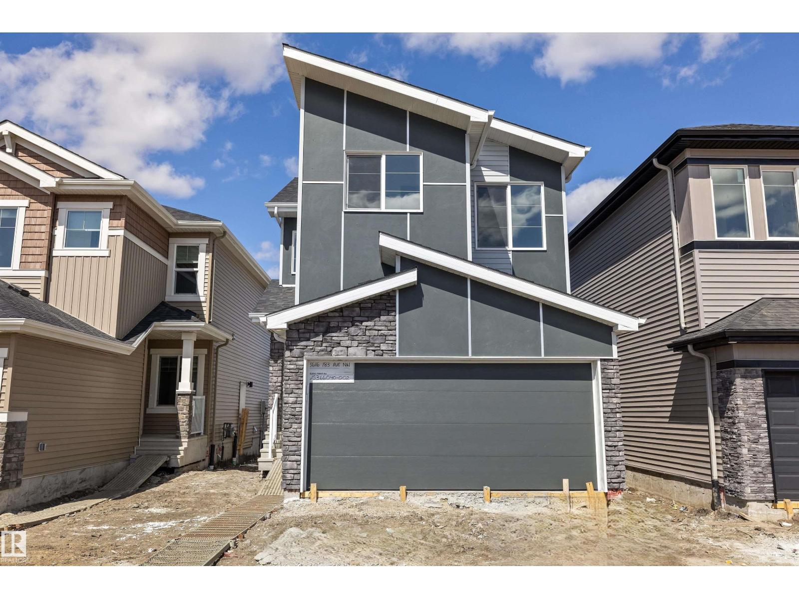 8616 183 AV NW