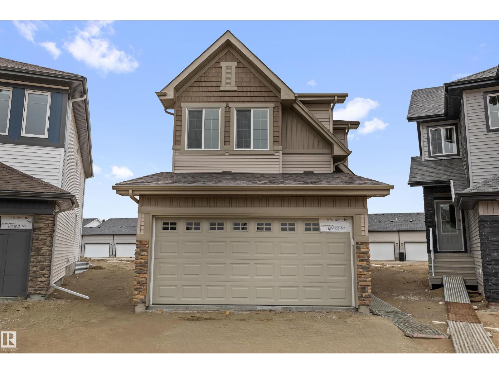 4039 207 ST NW
