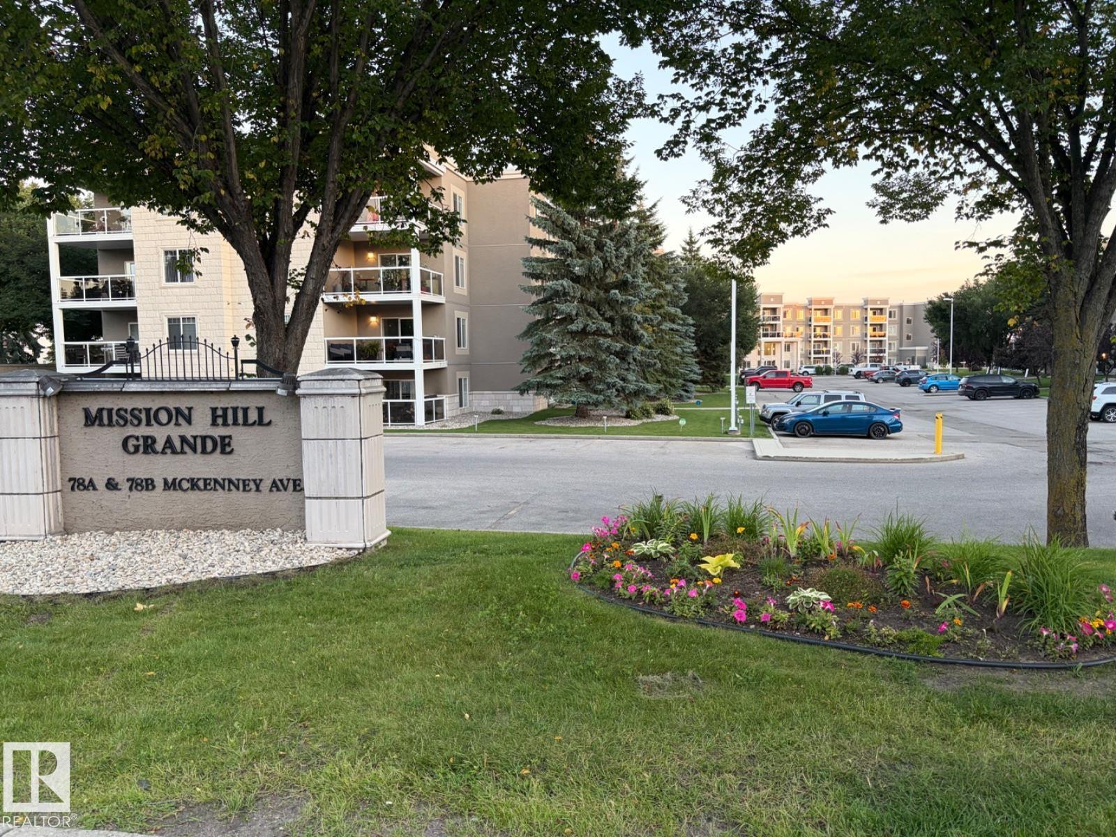 #318 78A MCKENNEY AV
