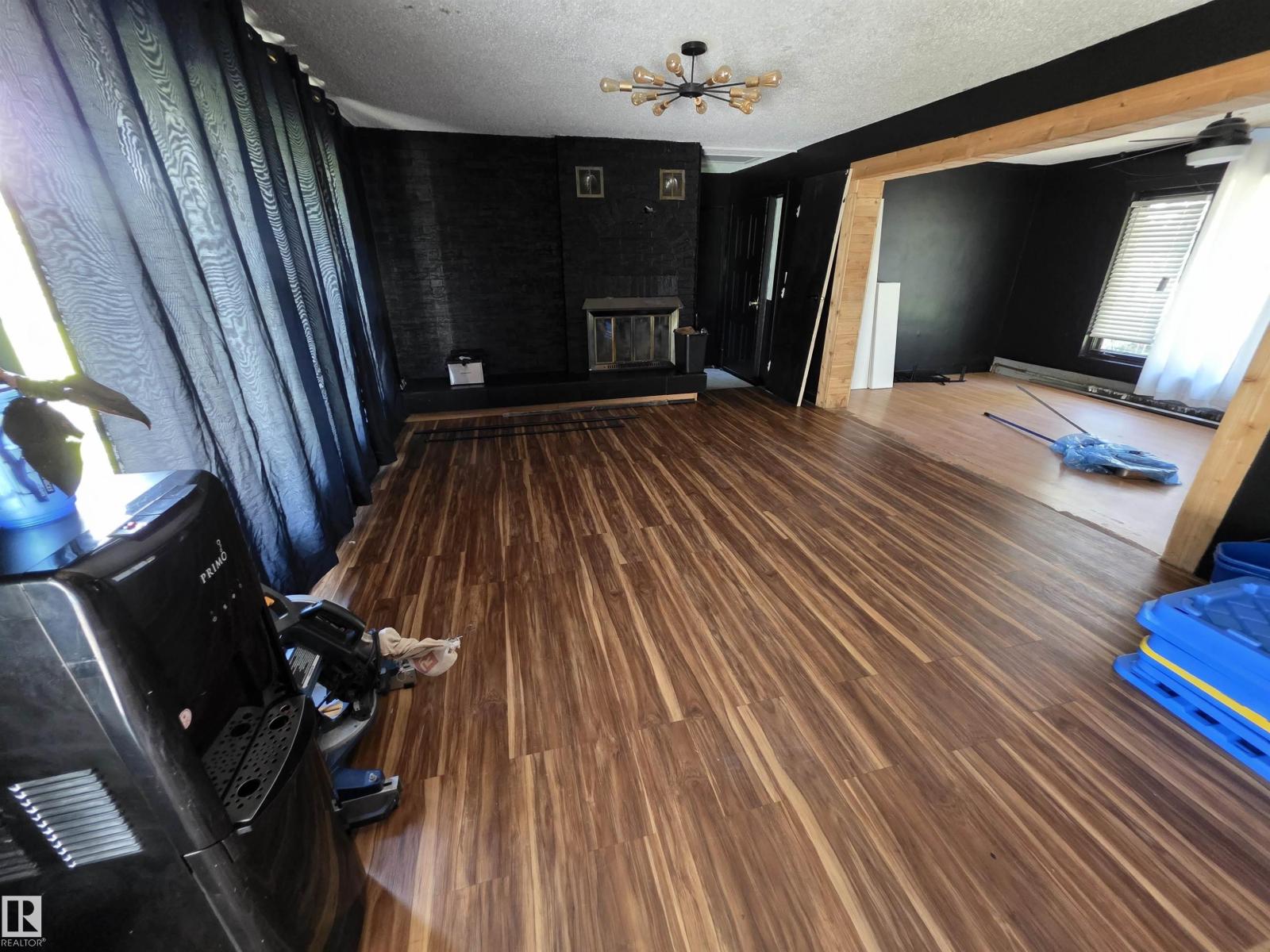 33 27317 TWP RD 522 photo 4
