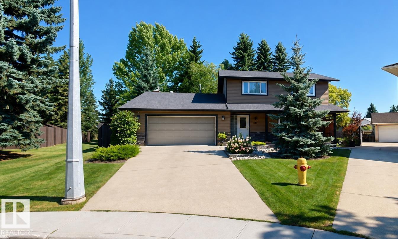 211 Graham PL