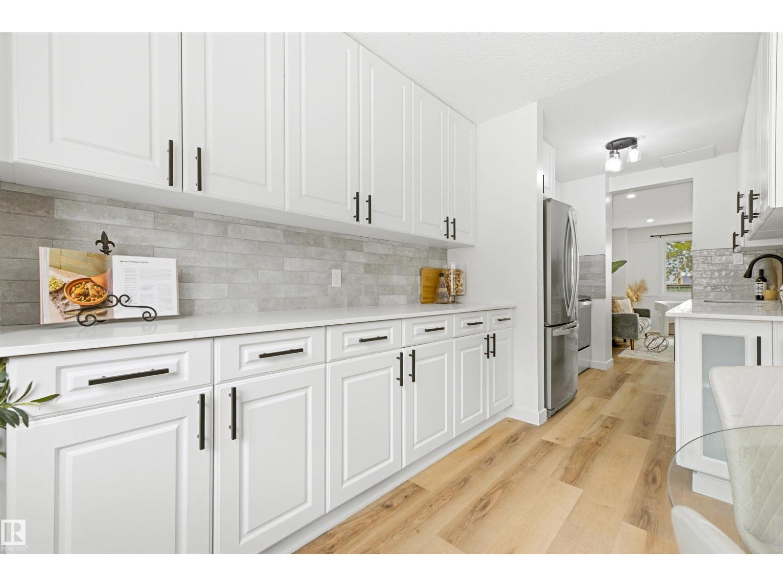 414 VILLAGE ON THE GR NW