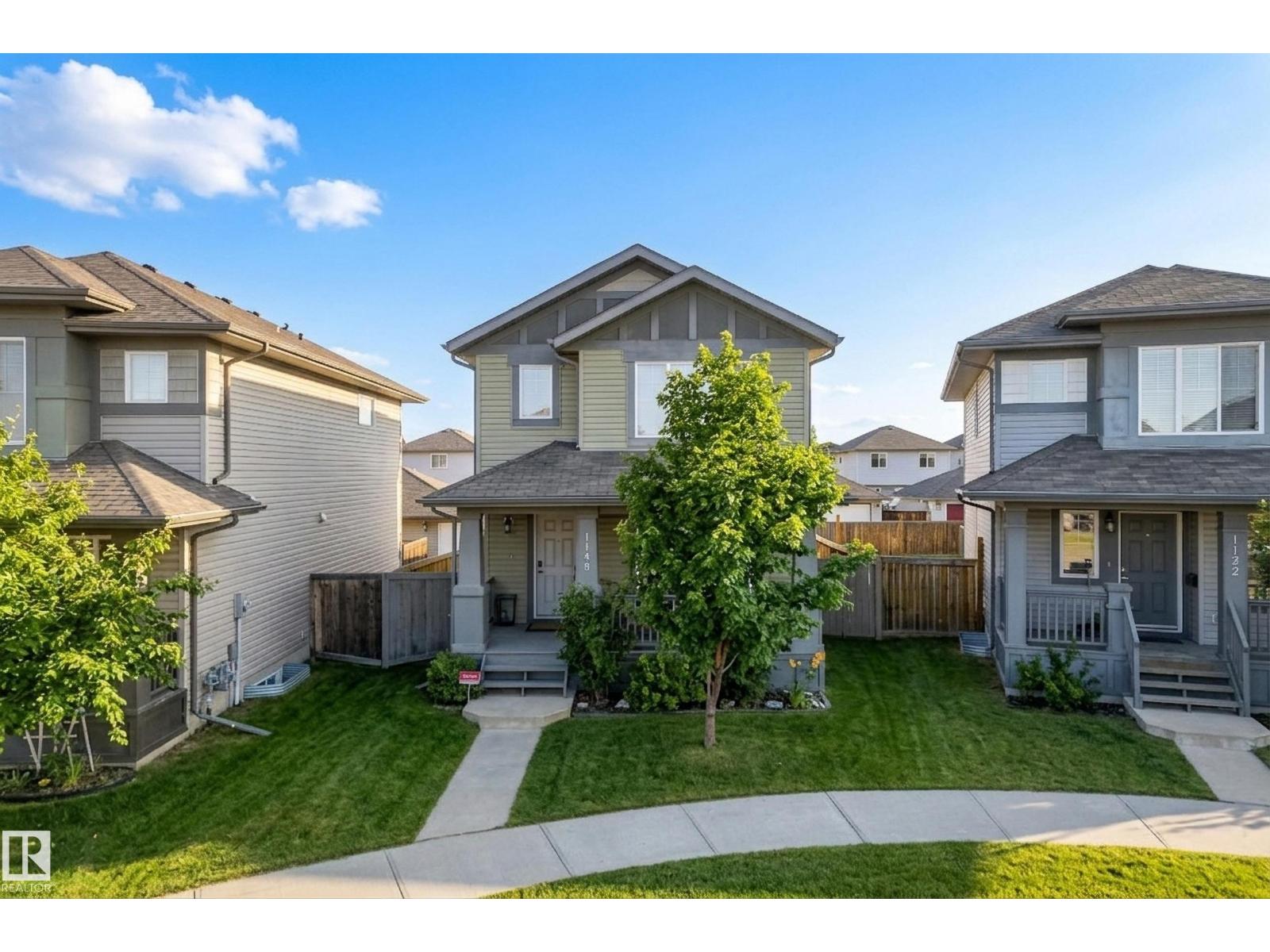 1148 35 AV NW