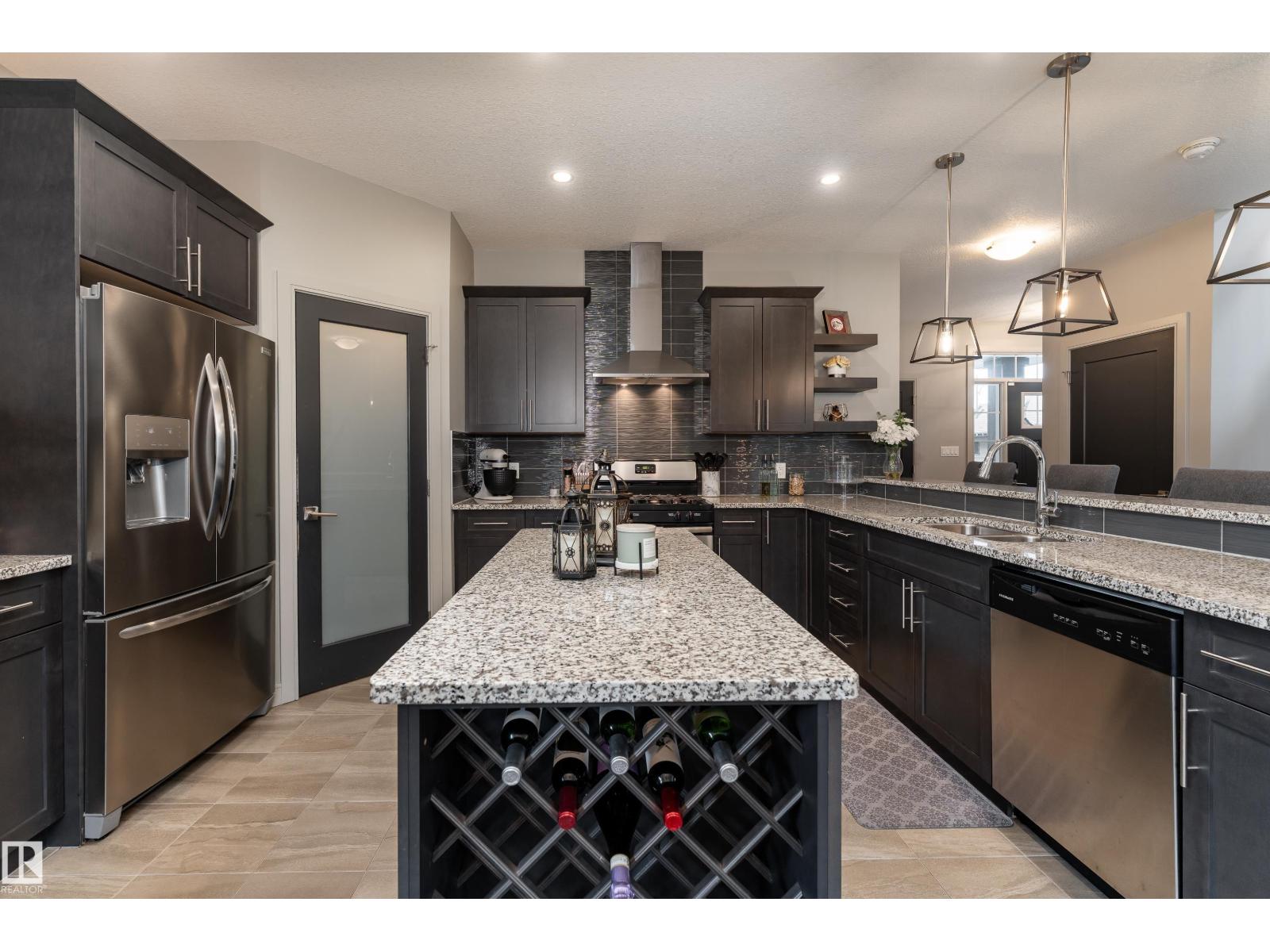 7038 172A AV NW