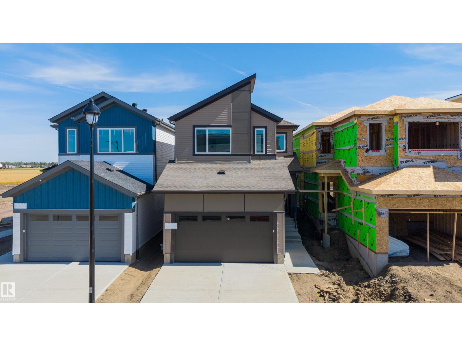 798 Bank DR