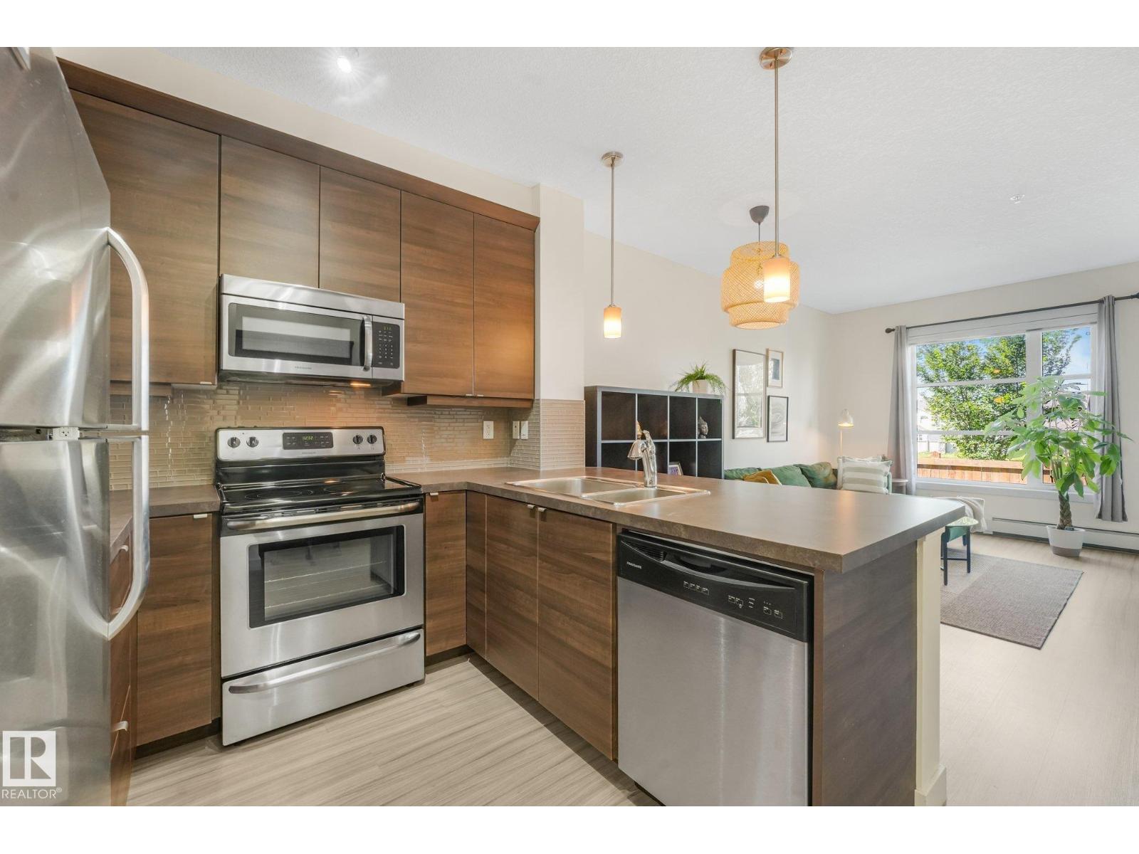 #207 2590 ANDERSON WY SW