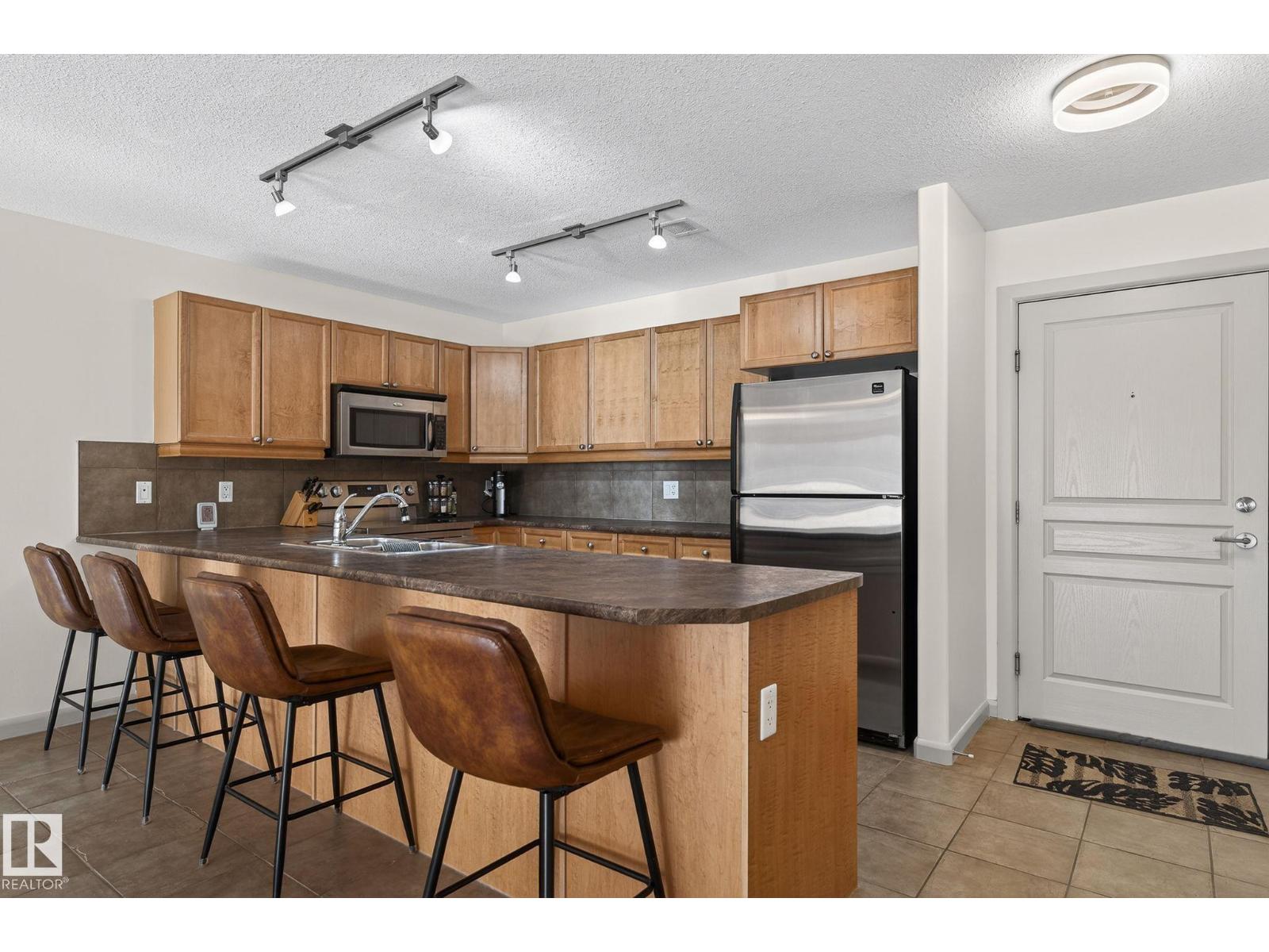 #222 400 PALISADES WY
