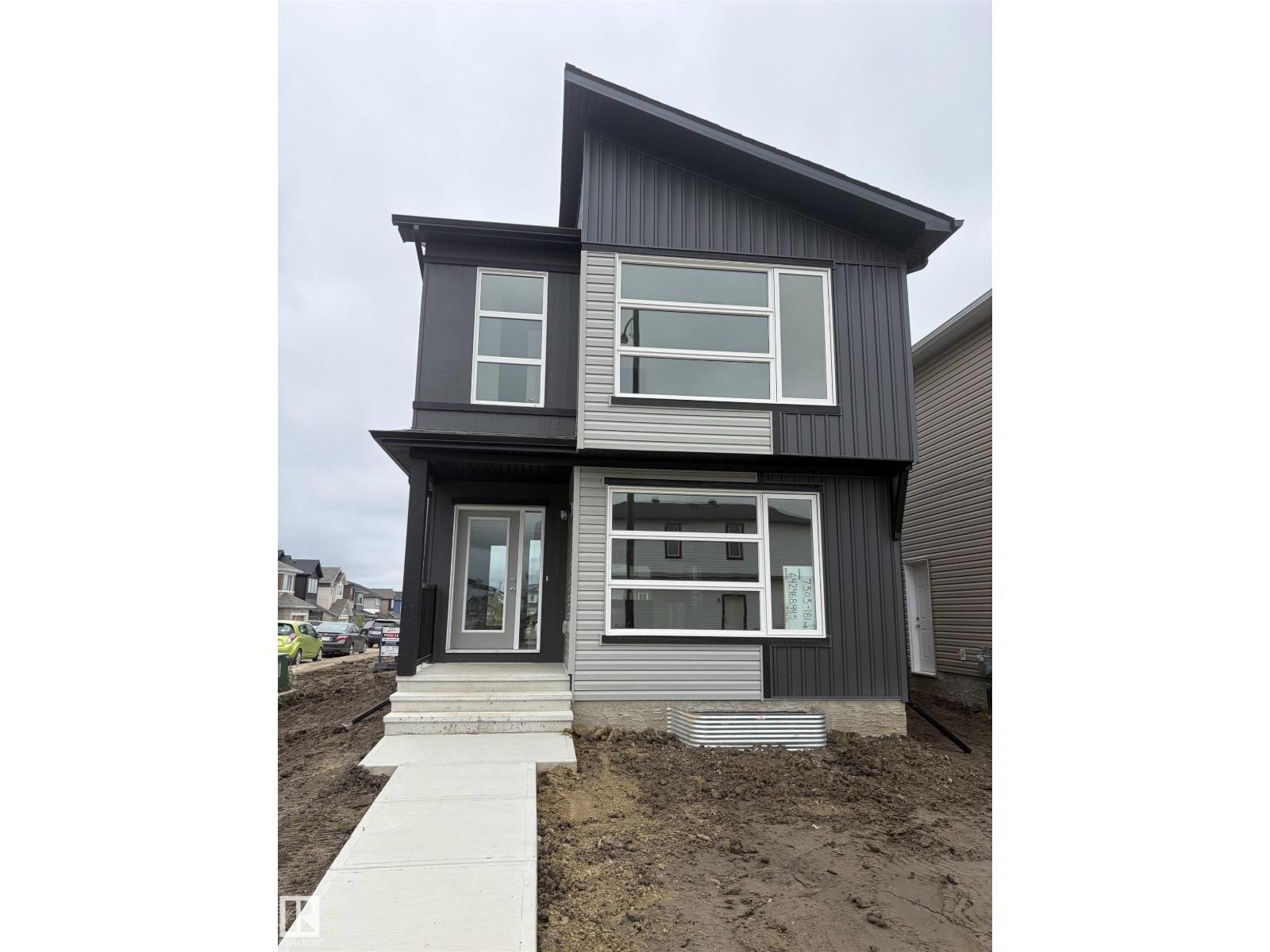 7303 181 AV NW