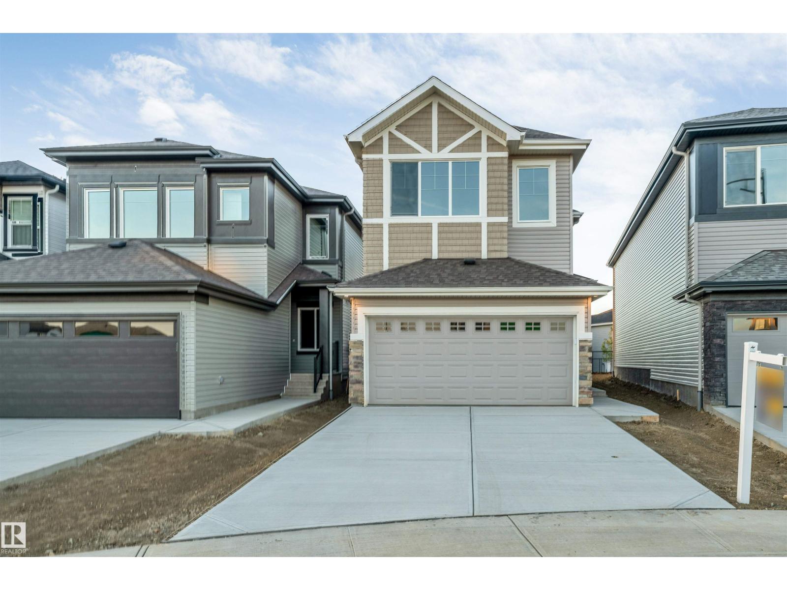908 17 AV NW