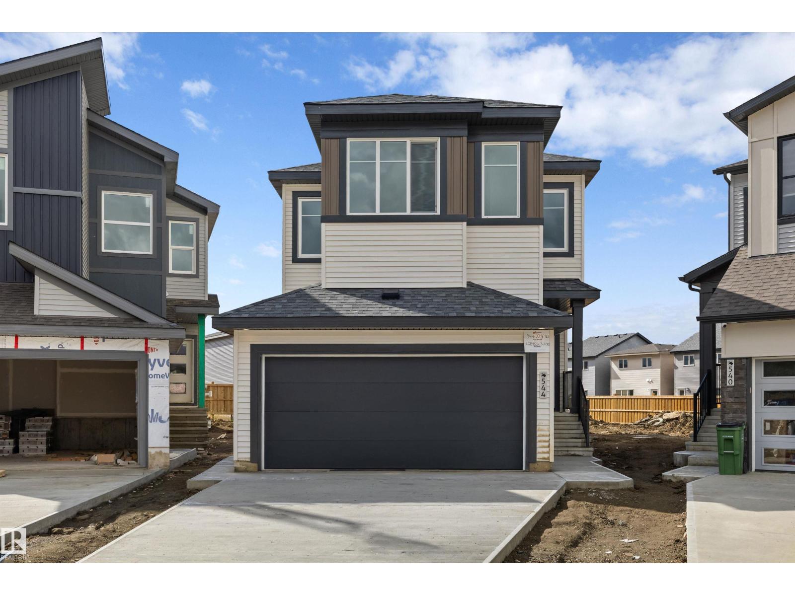 544 22 ST SW