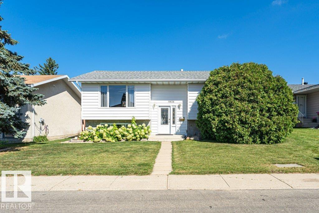 5924 11 AV NW