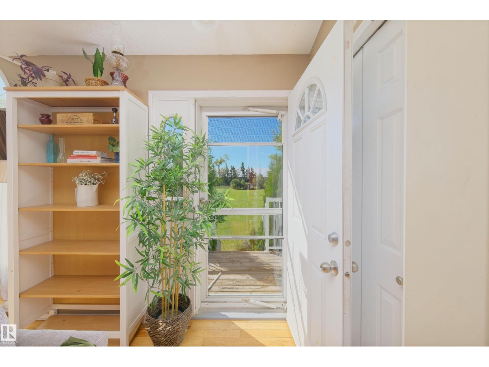 6006 Twp Rd 602 photo 5