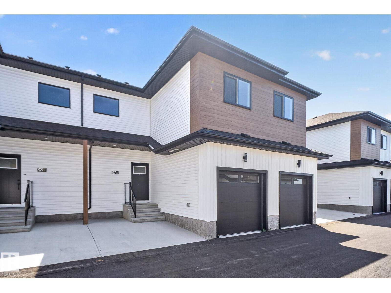 #38 130 HAWKS RIDGE BV NW