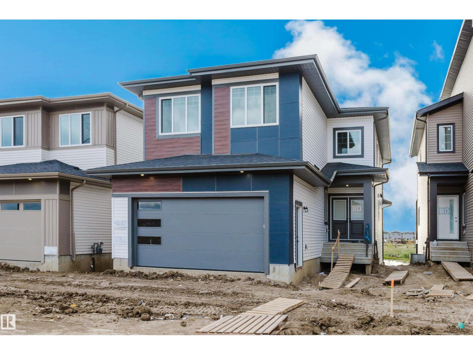 216 21 ST SW