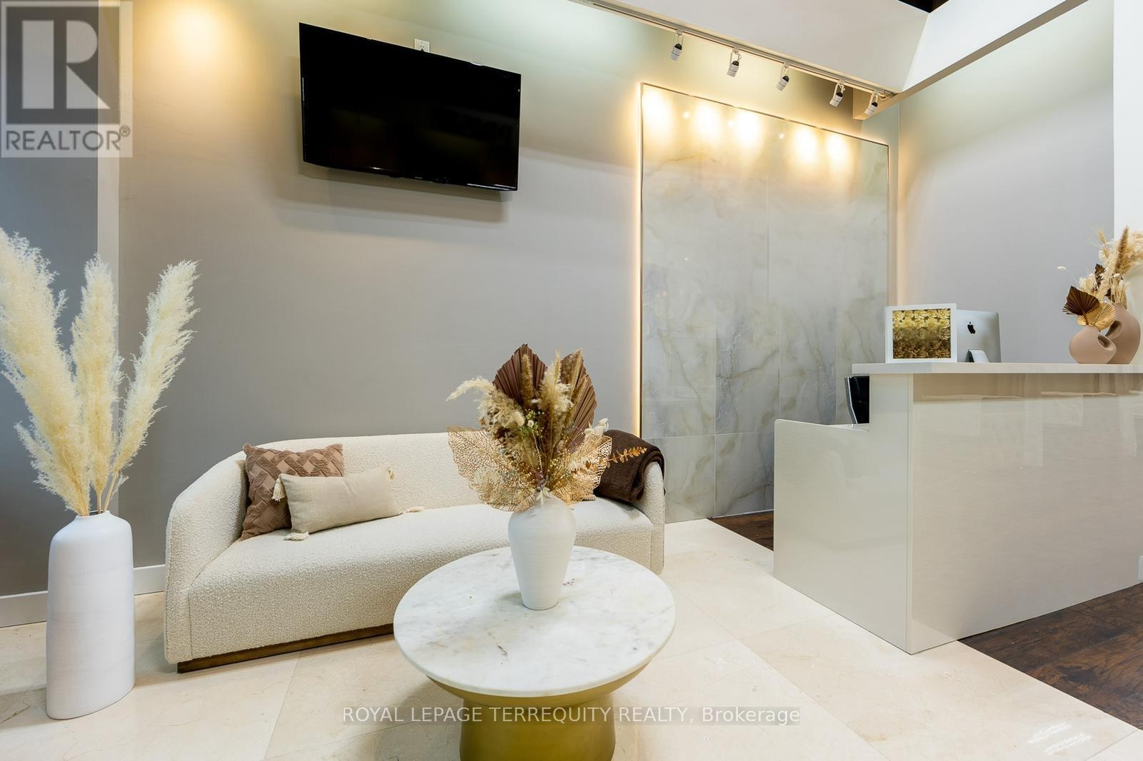8750 Jane Unit 20