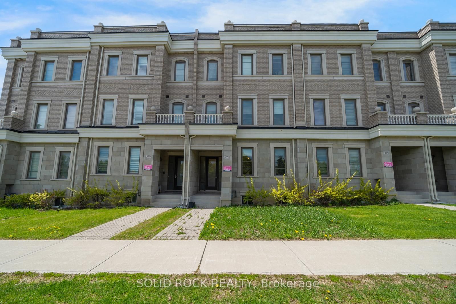 9376 BAYVIEW AVENUE, Richmond Hill