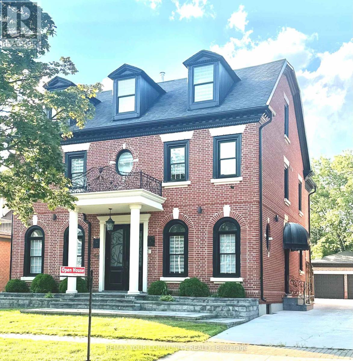 42 Oatlands