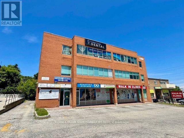 107 Holland Unit 202